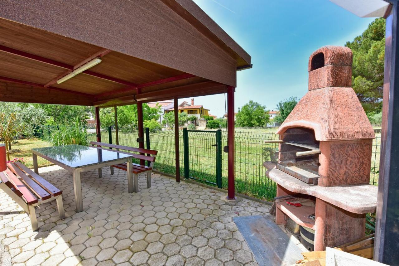 Apartments Elin Sofia بوريتش المظهر الخارجي الصورة