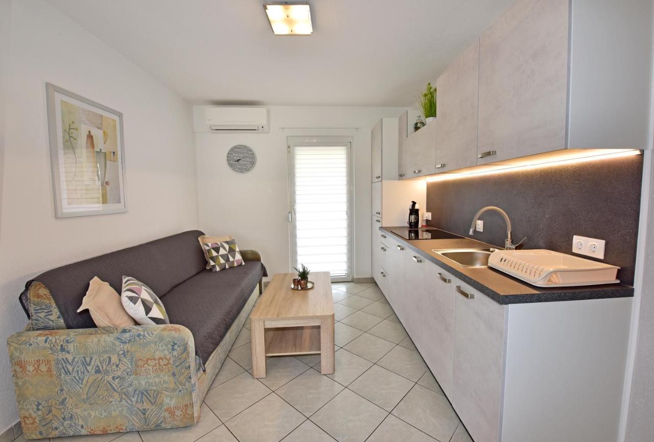 Apartments Elin Sofia بوريتش المظهر الخارجي الصورة