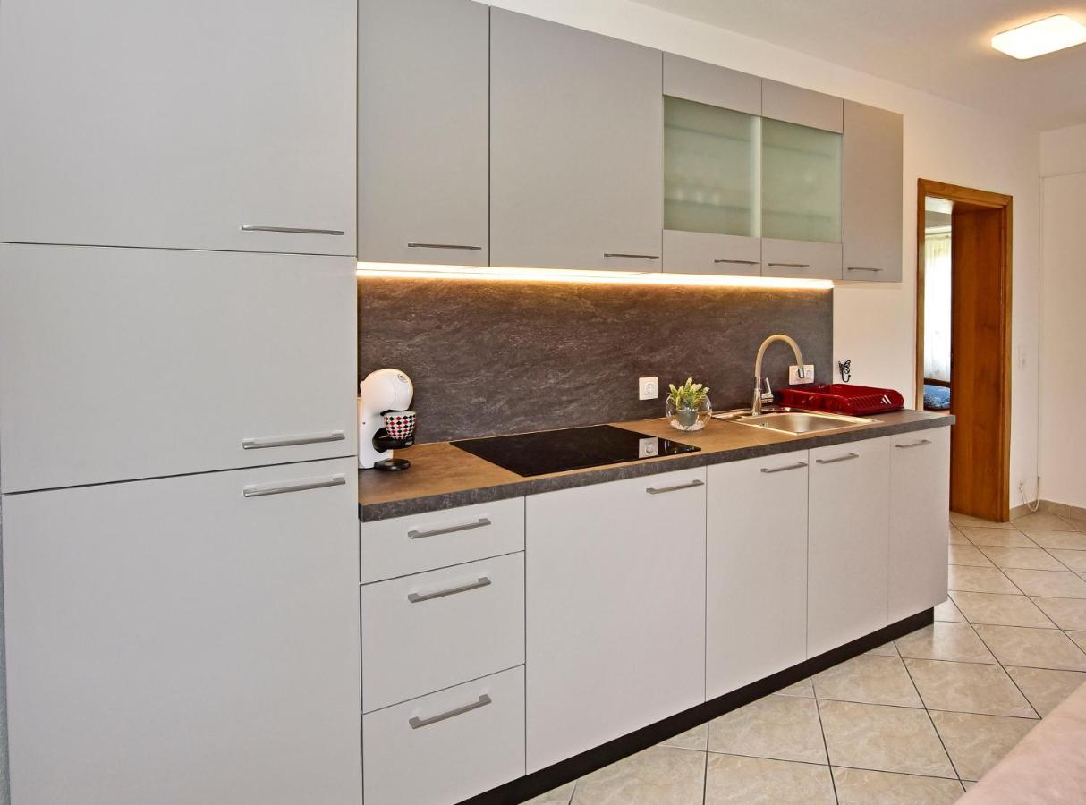 Apartments Elin Sofia بوريتش المظهر الخارجي الصورة