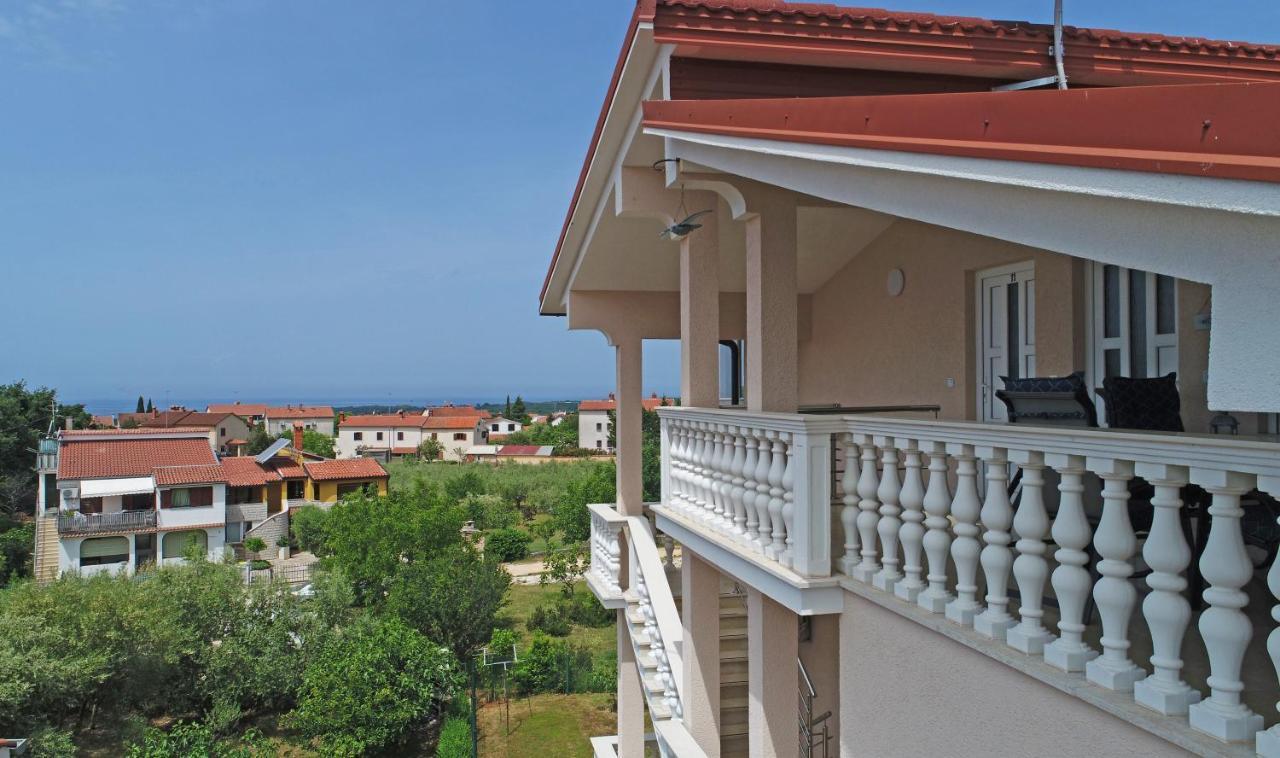 Apartments Elin Sofia بوريتش المظهر الخارجي الصورة
