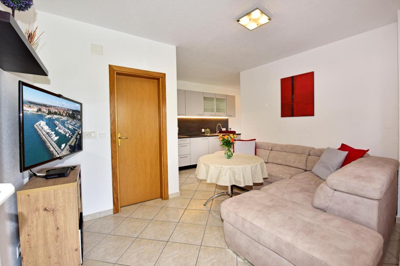 Apartments Elin Sofia بوريتش المظهر الخارجي الصورة