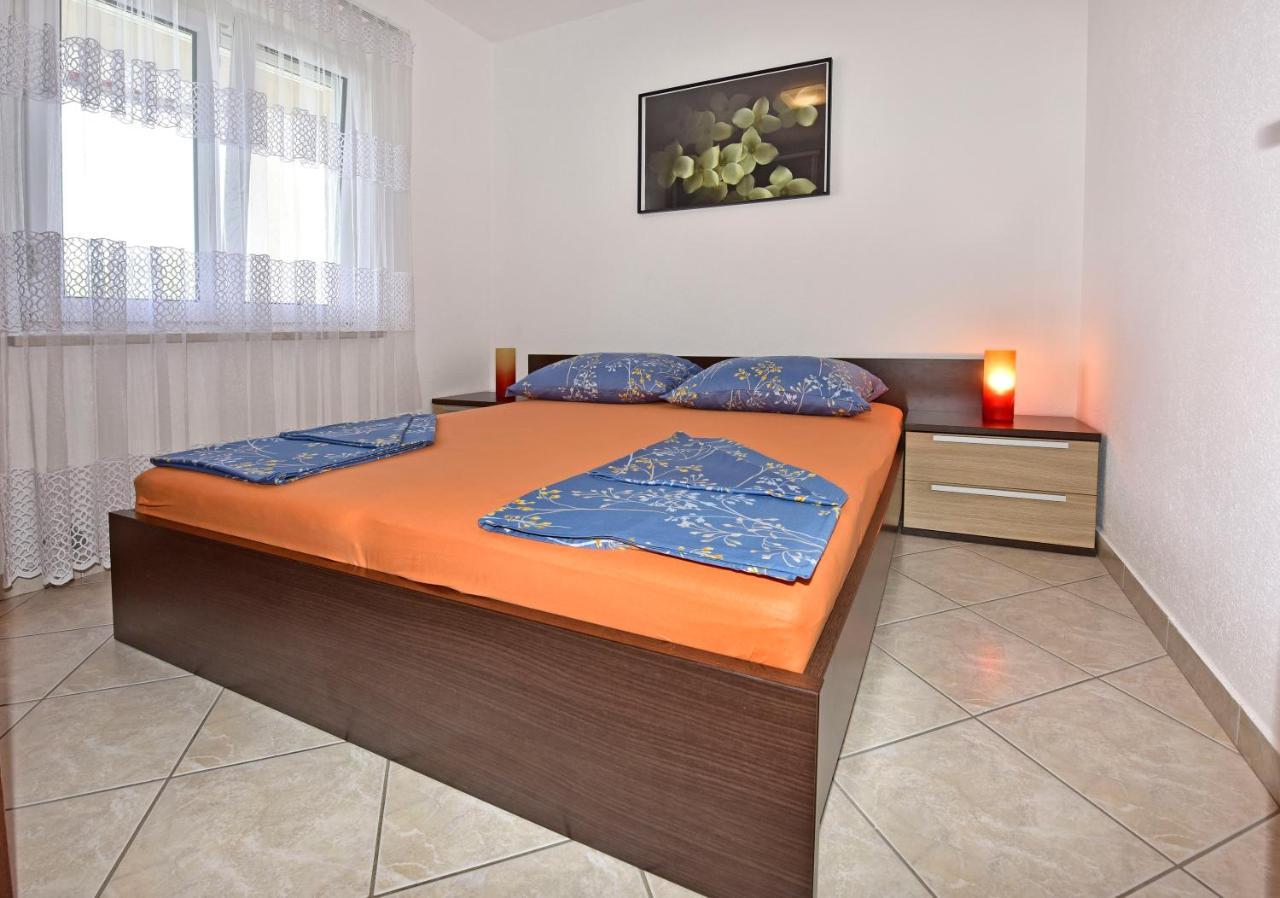 Apartments Elin Sofia بوريتش المظهر الخارجي الصورة